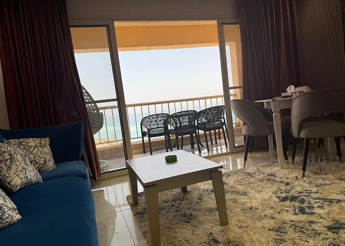 Porto Elsokhna Pyramids Sea View Apartment