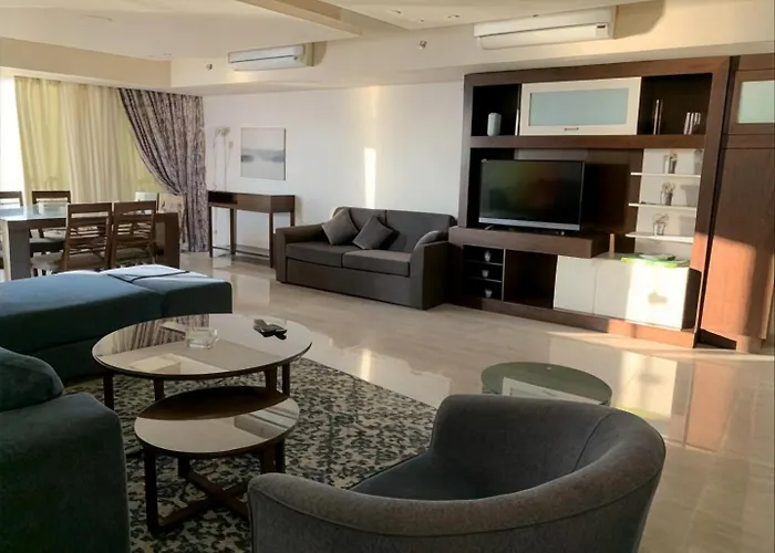 Porto Elsokhna Pyramids Sea View *