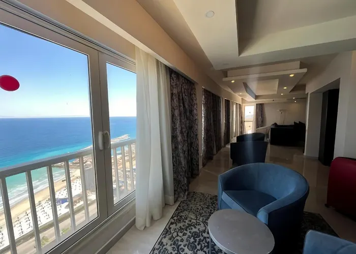 Porto Elsokhna Pyramids Sea View Apartment